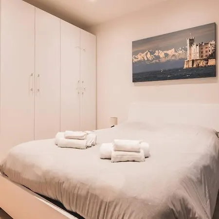 Ospedale Maggiore Vidali Elegant *netflix* Lägenhet